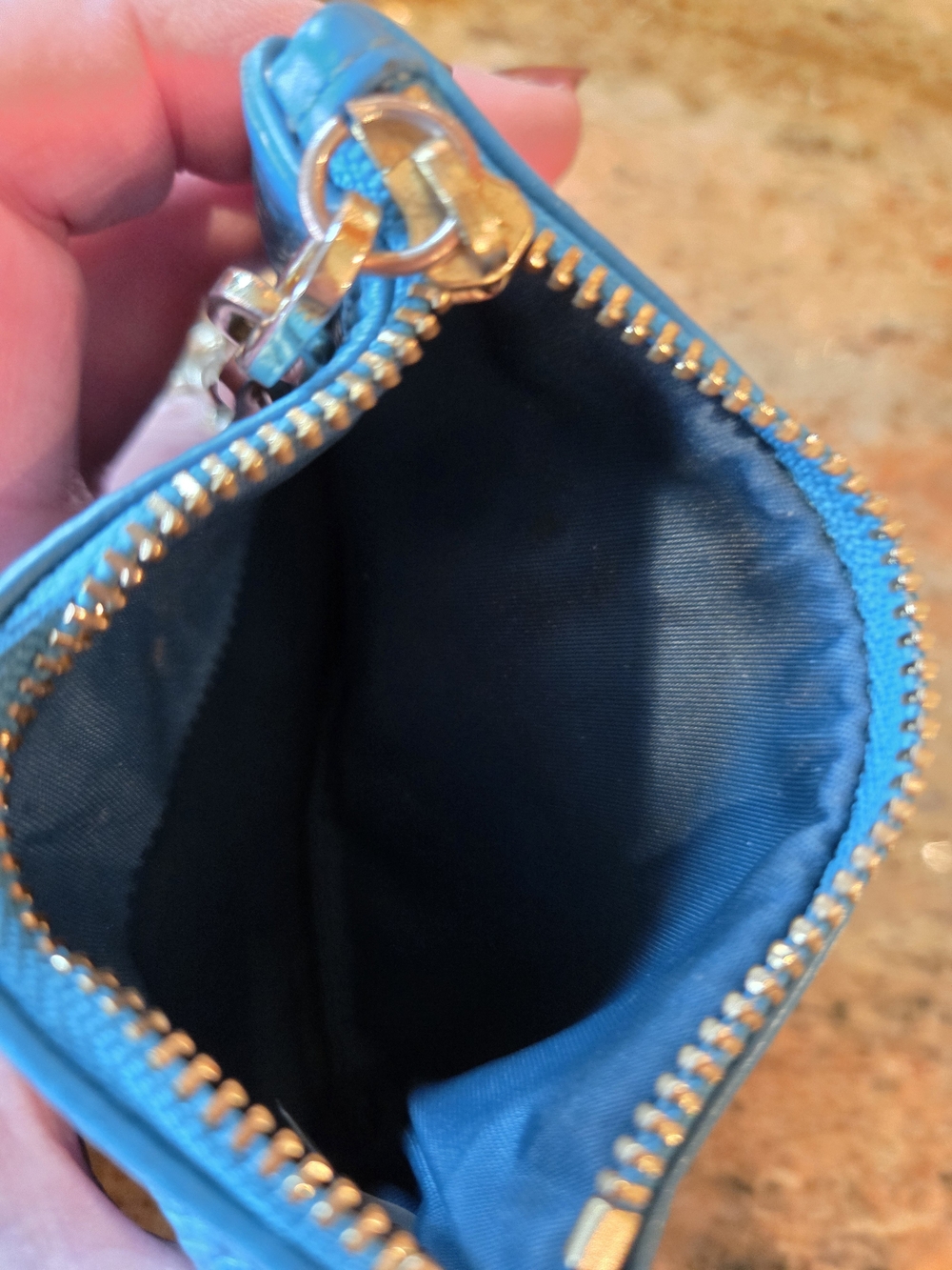 Tory Burch Teal Leather Crossbody with Coordinating Coin Purse - Picture 8 of 9
